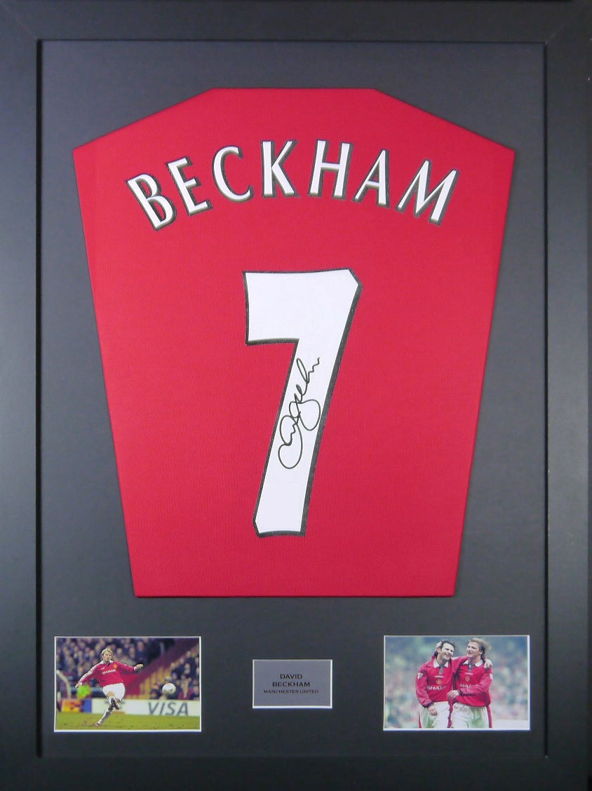 David Beckham signature with Framed Manchester Utd Shirt